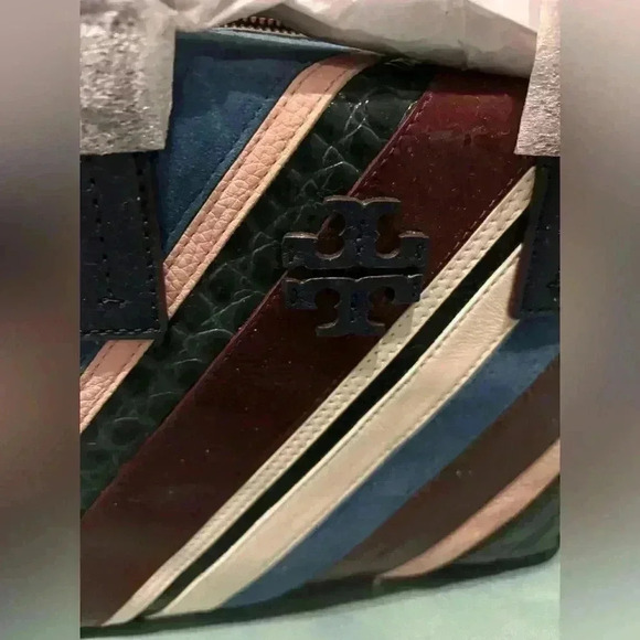 Tory Burch Thea Pieced Leather Mini Slouchy  Satchel - Picture 8 of 8